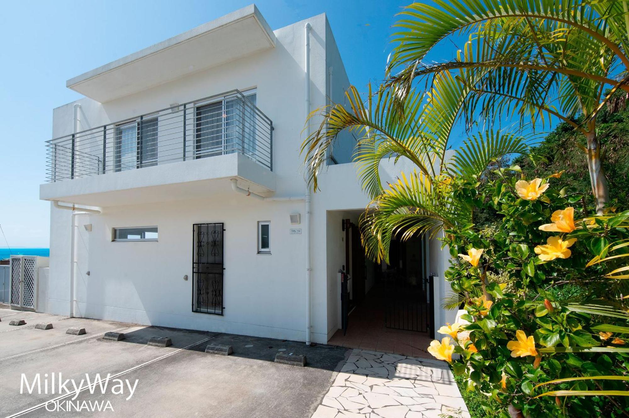 Okinawa Milky Way Villa Yomitan Bagian luar foto